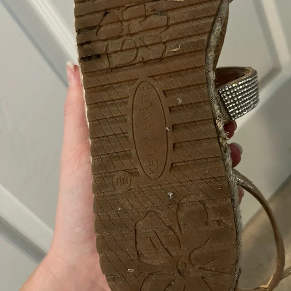 Sparkle Sandals - Picture 2 of 9